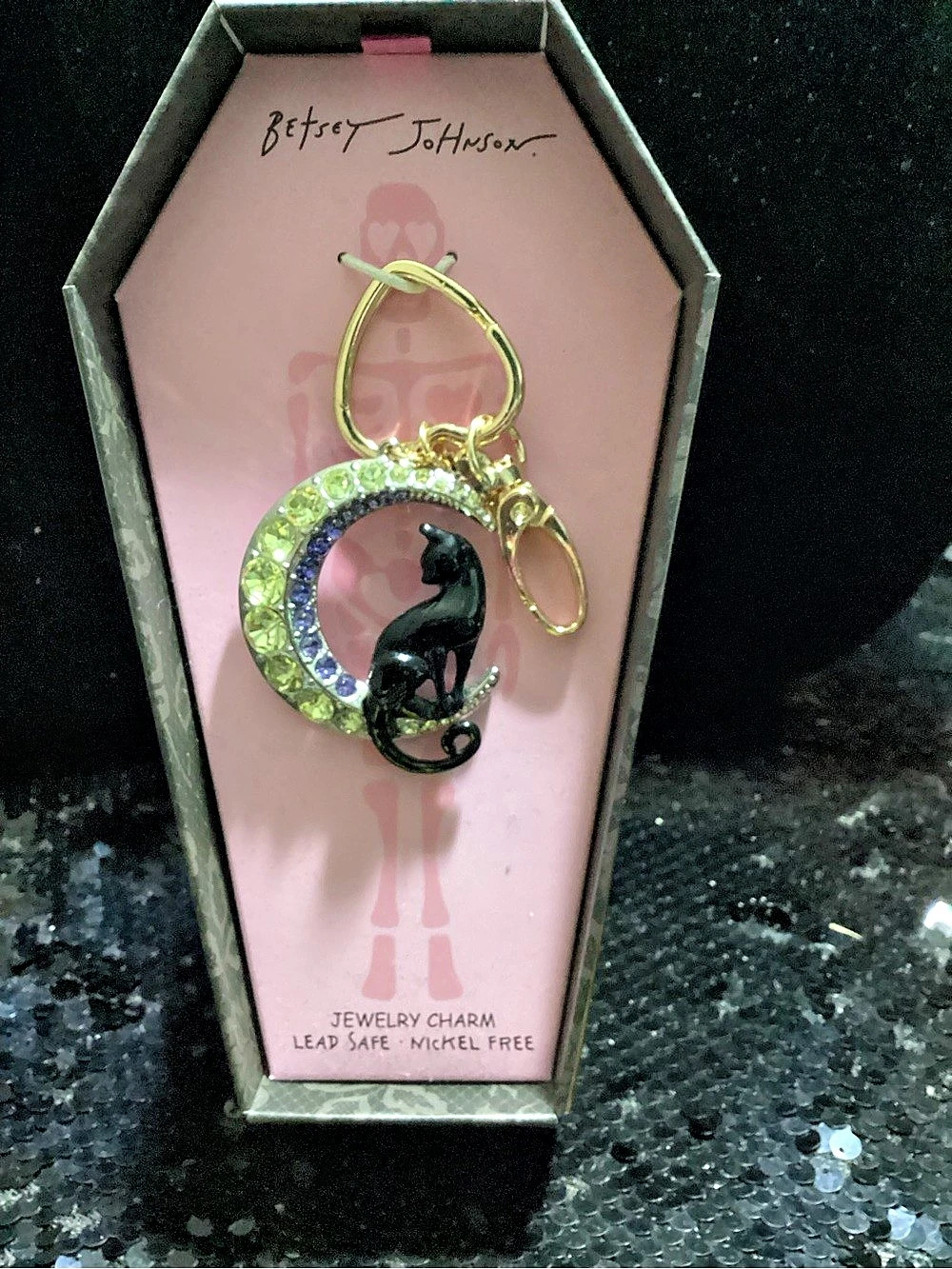 Betsey Johnson Black Cat on Crescent Moon Coffin Box Bag Charm Keychain Bag